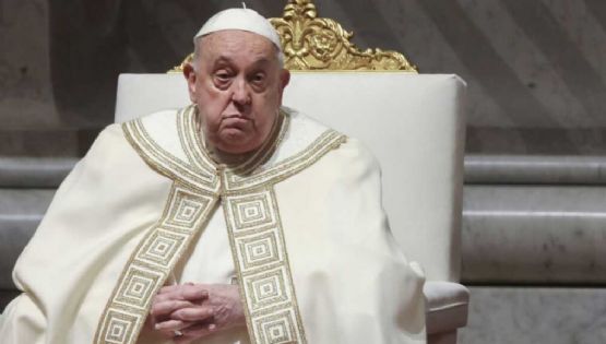 El Vaticano difunde la primera foto del Papa Francisco desde su hospitalización