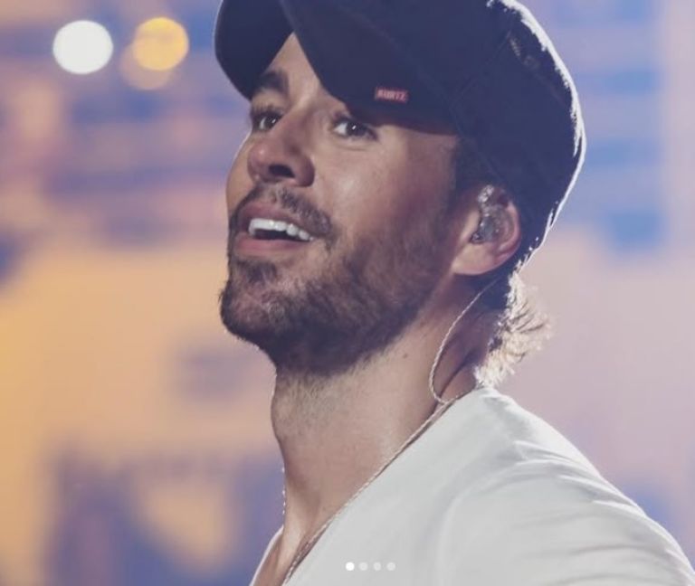 El equipo de Enrique Iglesias alertó a sus demás seguidores sobre la estafa 