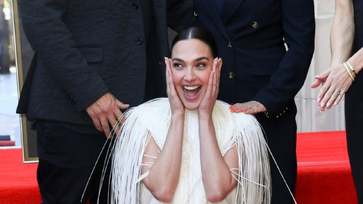 Gal Gadot recibe su estrella en el Paseo de la Fama de Hollywood