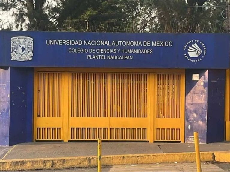 Apuñalan a profesor en CCH Naucalpan