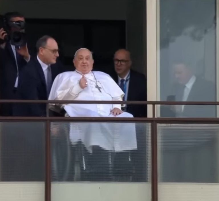 De acuerdo al parte médico todavía le falta un largo recorrido para que su salud vuelva a la normalidad 