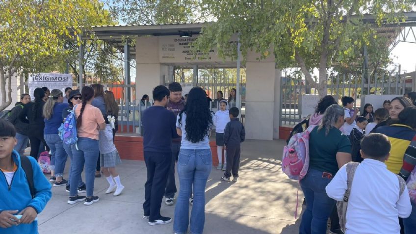Madres de familia piden ‘cuentas claras’ a directora de una primaria en Navojoa