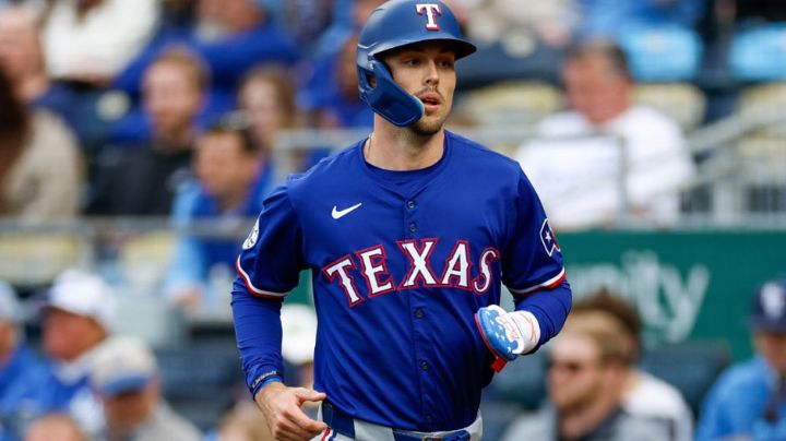 Los Rangers comenzarán la temporada con Leiter y Rocker, pero no con Carter