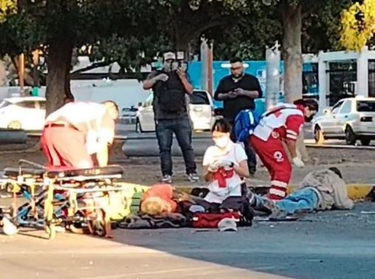 Los lesionados fueron atendidos en la calle