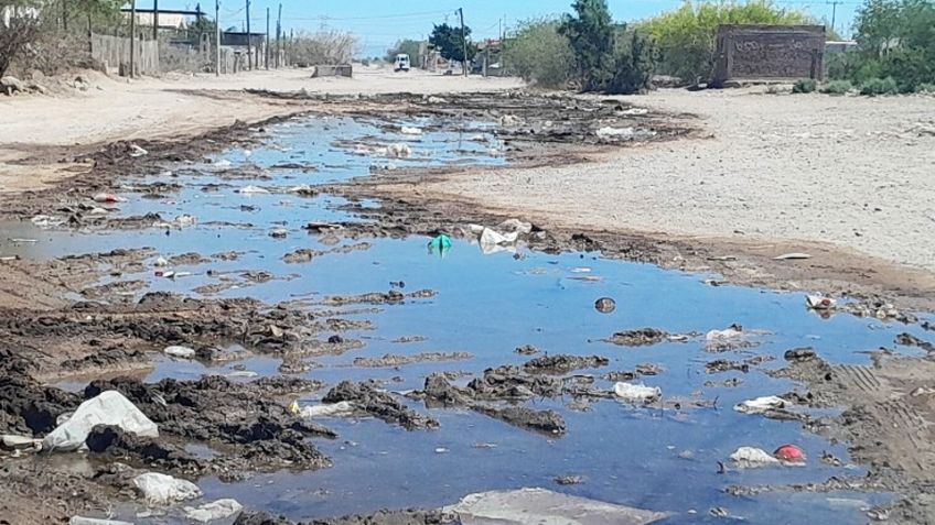 Fugas de aguas negras afecta al sector Guadalupe de Empalme; vecinos piden solución