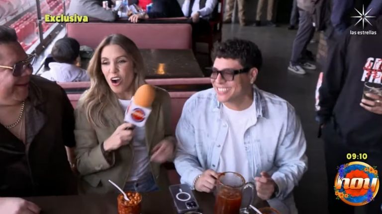 Andrea Escalona viajó a Tijuana para entrevistar a Grupo Firme