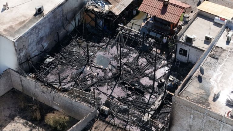 El área de palapa quedó completamente destruida 