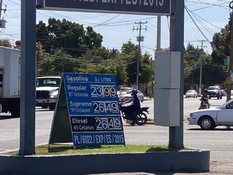 La mayoría de gasolineras no superan los $24 por litro