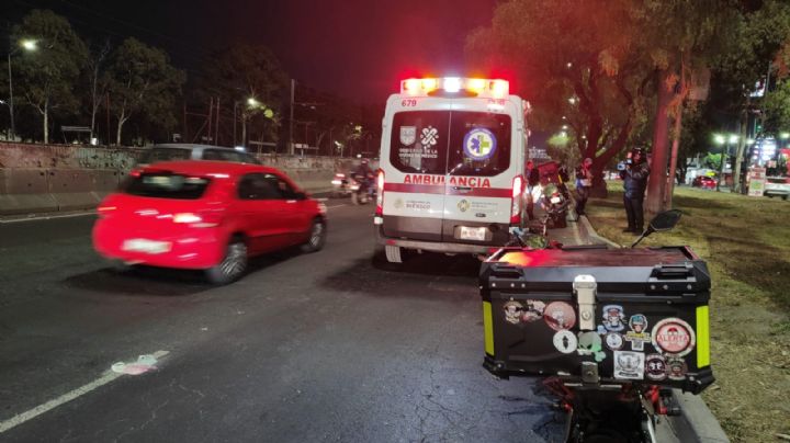 Fatídico accidente: Motociclista muere aplastado en calles de Iztapalapa, en CDMX