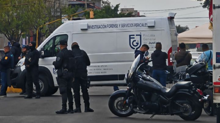 VIDEO: Ejecutan a dos asaltantes durante intensa balacera en Iztacalco, en CDMX