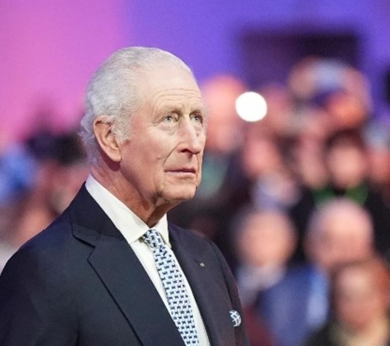 El monarca lucha contra el cáncer desde febrero del 2024 