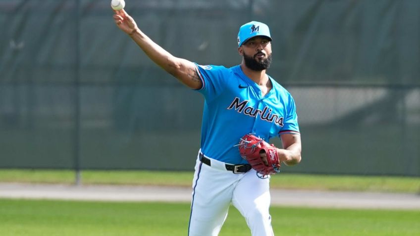 Sandy Alcántara sufre pero se lleva su segunda victoria de la temporada con Miami