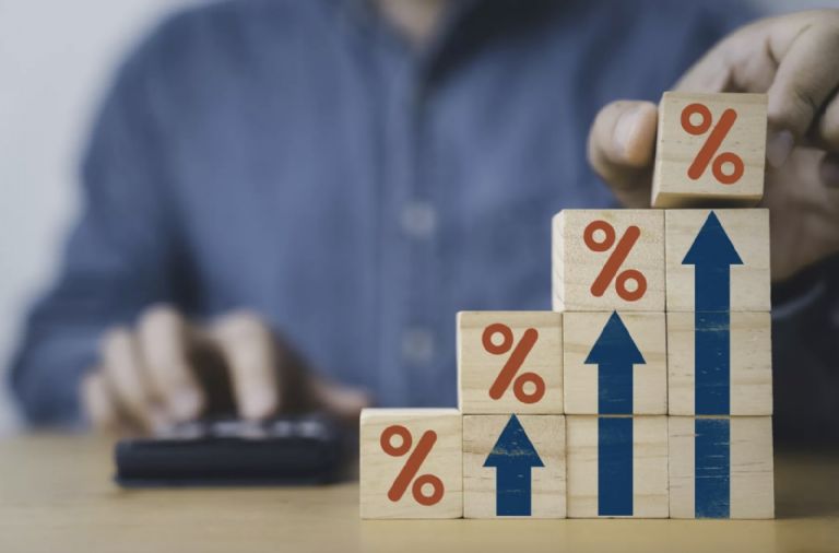 La presidenta Claudia Sheinbaum buscará bajar las tasas de interés. Foto: Internet