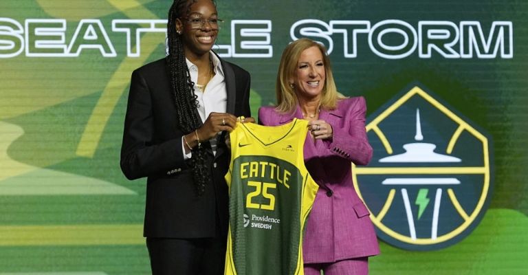 La francesa fue elegida como número 2 en el draft