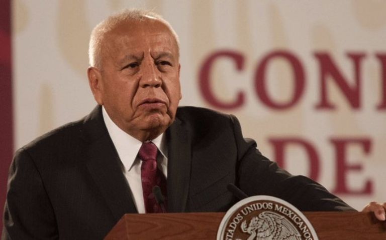 Francisco Garduño dejará el INM; su sustituto será Sergio Salomón Céspedes. Foto: Facebook