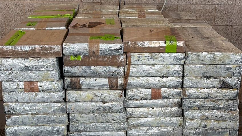 Encuentran en Texas cargamento de droga oculta en chiles y pepinos proveniente de México