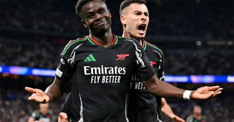 Saka se reivindicó con su anotación