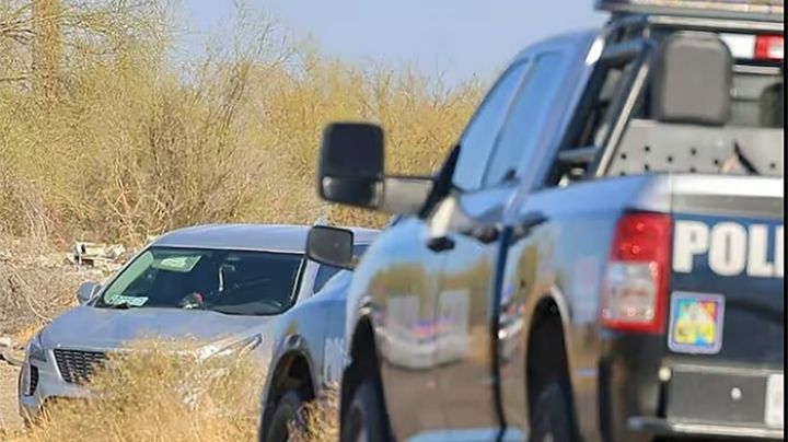 Hermosillo: Dejan auto con arma tras persecución en carretera Mina Nyco; no hay detenidos