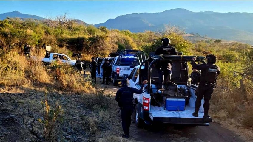 Enfrentamiento armado entre federales y grupo armado deja 5 muertos y dos detenidos en Michoacán