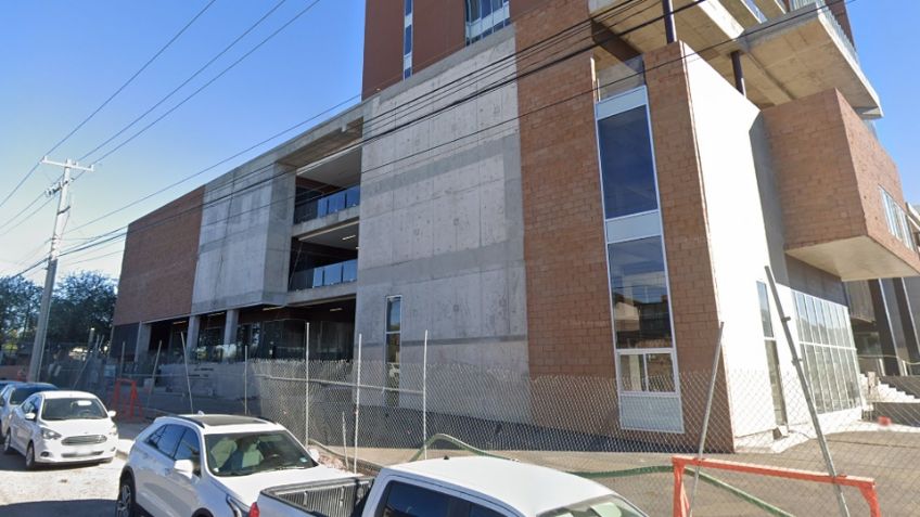 Cae desde tercer piso tras intentar irse sin pagar en bar de Hermosillo; sufrió fractura