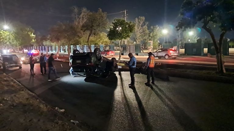 Accidente en Ciudad Obregón, Sonora, moviliza a las autoridades. Foto: Facebook