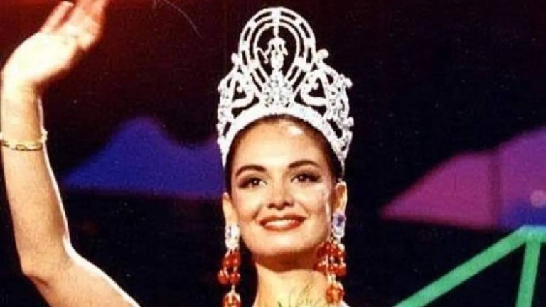 Ex Miss Universo Lupita Jones niega una vez más que su corona no fue comprada por Salinas de Gortari
