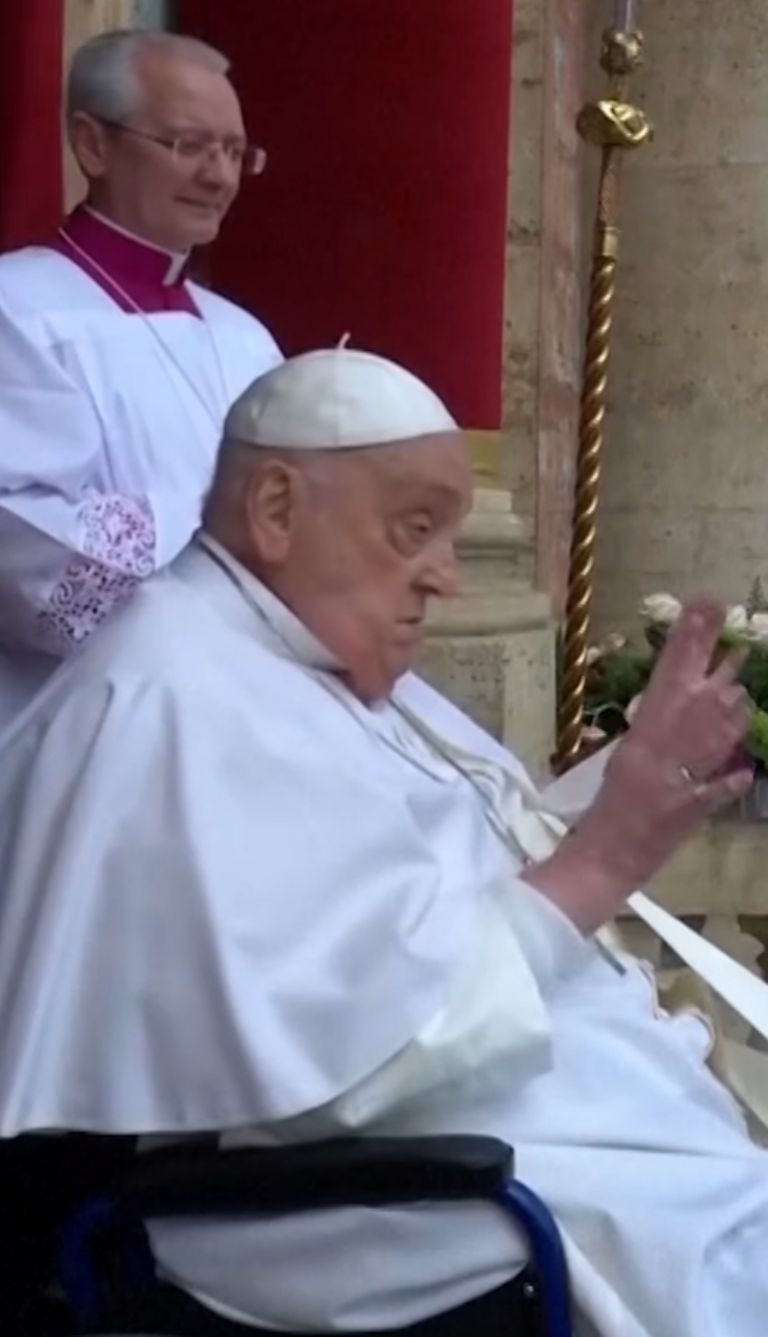 Ultima aparición del Papa en el domingo de resurrección tras morir horas después./Créditos: Twitter