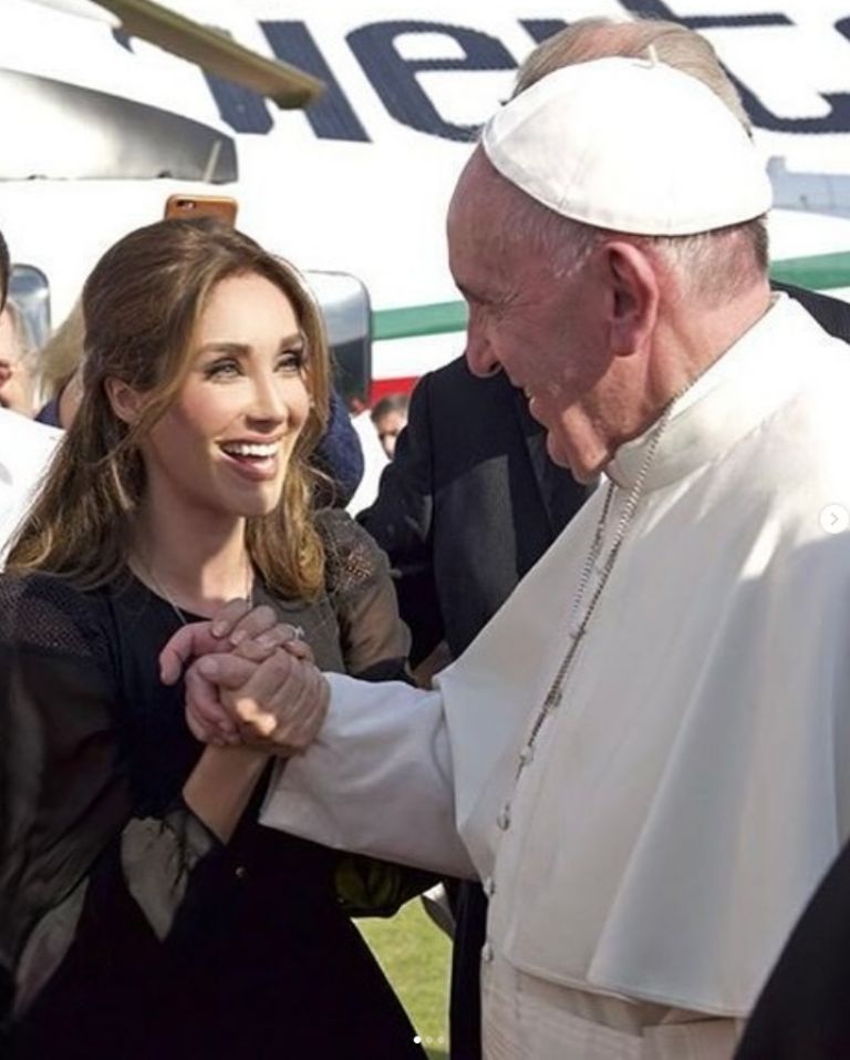 La reconocida actriz y cantante mexicana da unas conmovedoras palabras como despedida al Papa. / Créditos: Instagram