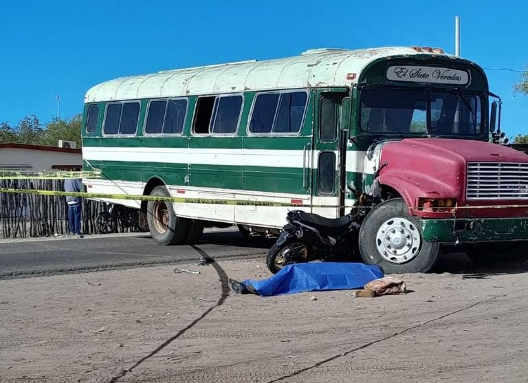 El motociclista murió al instante tras el fuerte choque