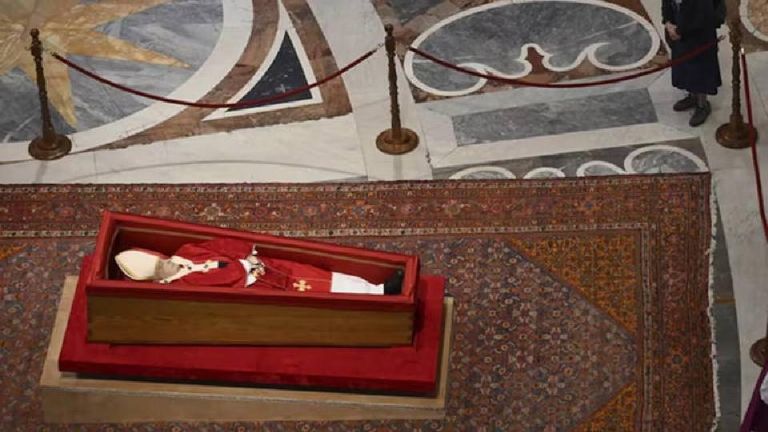 Sepulcro del Papa Francisco en Santa María la Mayor está casi lista previo a su funeral