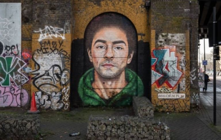 En la sociedad estadounidense hay unos que lo ven como un emblema de protesta