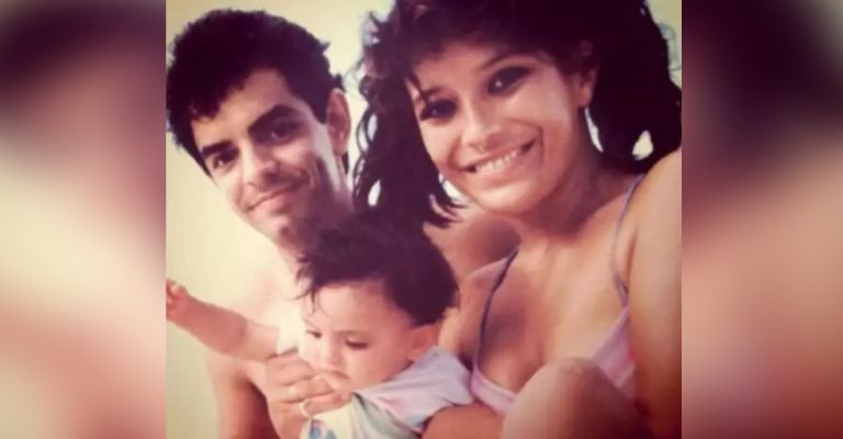 Aislinn Derbez se ha mostrado muy cercana a Eugenio Derbez, su padre. Sin embargo, hubo momentos en los que él y Gabriela Michel