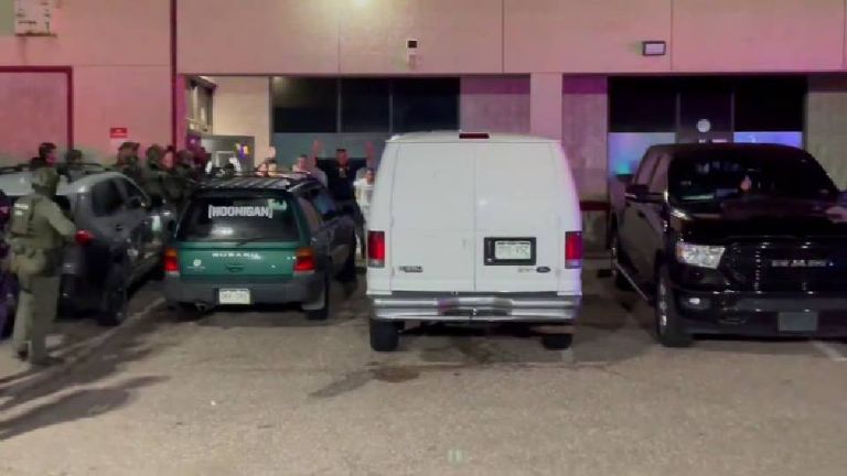 Claudia Sheinbaum confirma detención de cinco mexicanos en redada antidrogas en Colorado