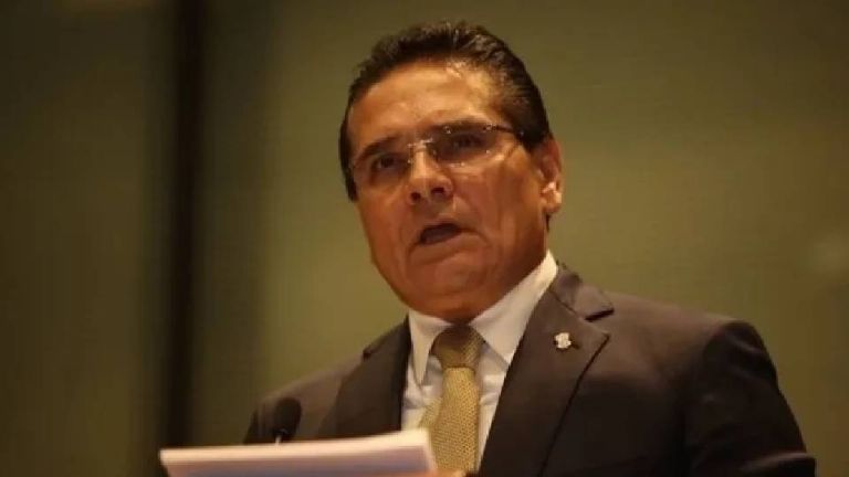 La FGR impugna suspensión provisional contra orden de captura de Silvano Aureoles