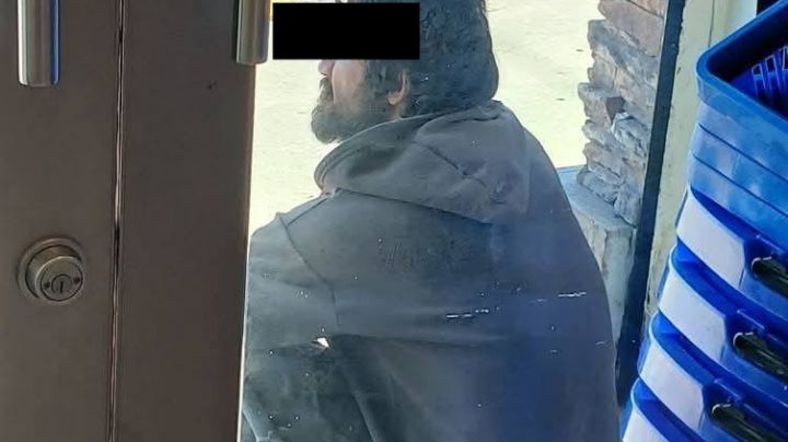 (FOTO) Alerta en Guaymas: Hombre en situación de calle golpea y acosa a una mujer