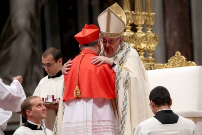 Angelo Becciu, considerado hace un tiempo como uno de los favoritos para suceder al Papa Francisco 