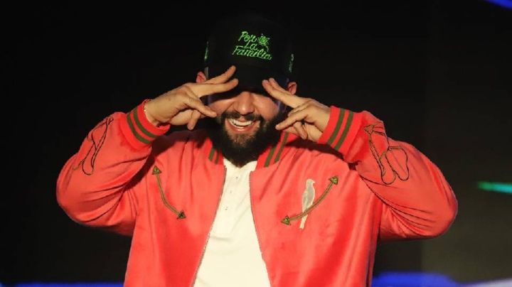 Carín León opina que narcocorridos deben tener una regulación y no una censura total