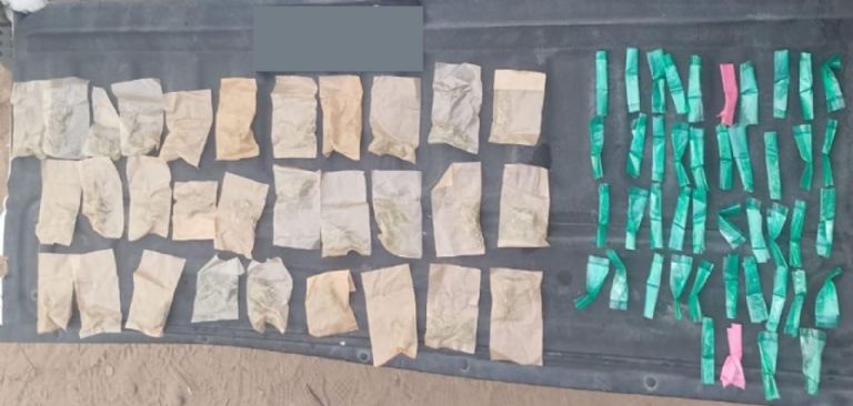 Se hallaron 30 envoltorios con hierba verde