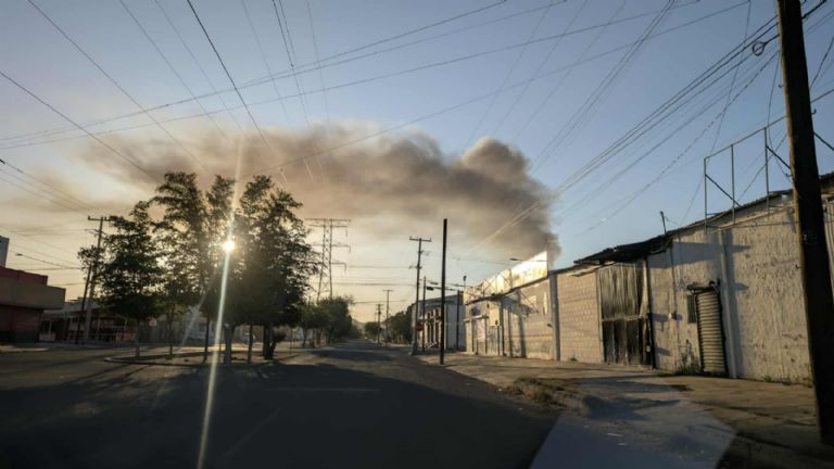 El incendio causó pánico entre la población hermosillense. Foto: Twitter