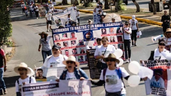 Madres buscadoras marchan en CDMX pidiendo al gobierno combatir desapariciones forzadas