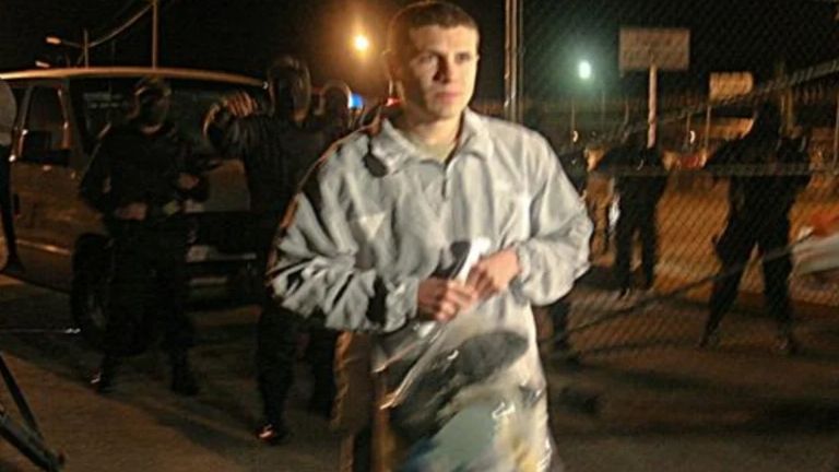 Iván Archivaldo habría escapado de las autoridades por un narcotúnel