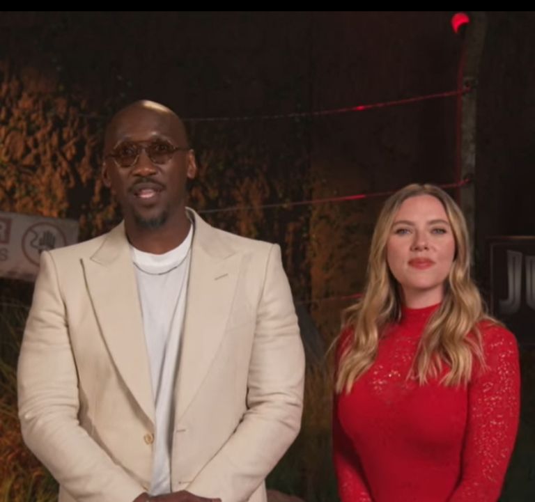 Parte del elenco en promoción a la nueva película/ Créditos: Facebook