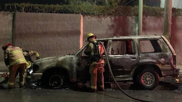 Fiscalía de Sonora investiga a menores que incendian autos por reto viral en Hermosillo