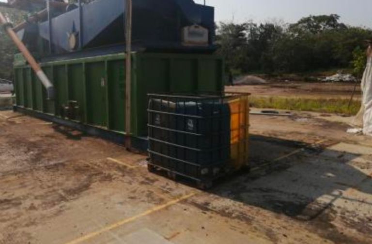 Se encontró maquinaria para procesar petróleo crudo