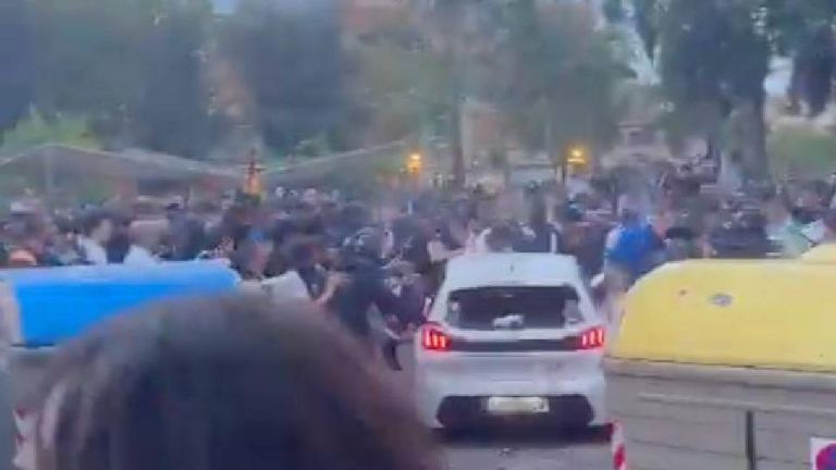 Atropello masivo deja siete heridos leves previo al partido entre Espanyol y Barcelona