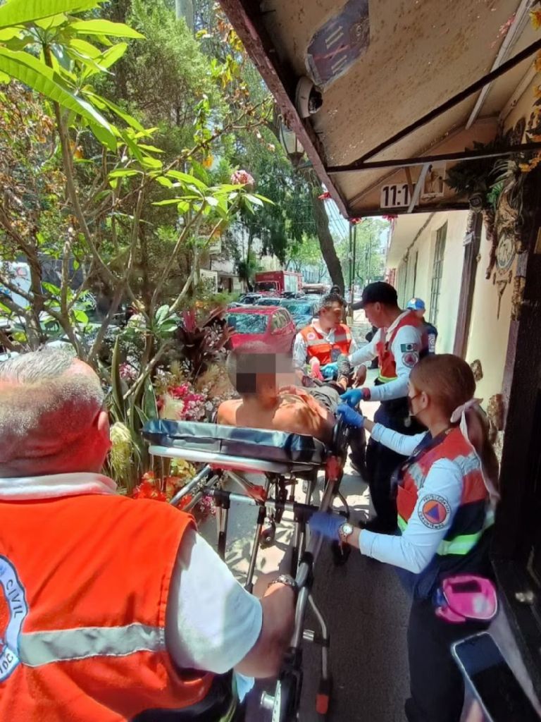 Fue estabilizado por socorristas antes de ser trasladado al hospital