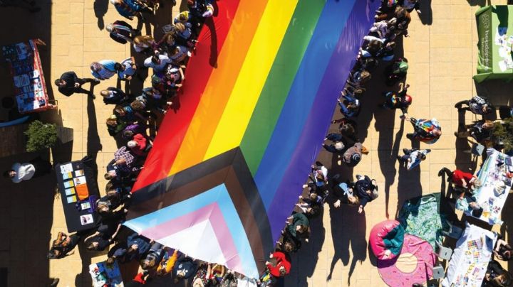 La Historia detrás del Día Internacional contra la Homofobia, la Transfobia y la Bifobia