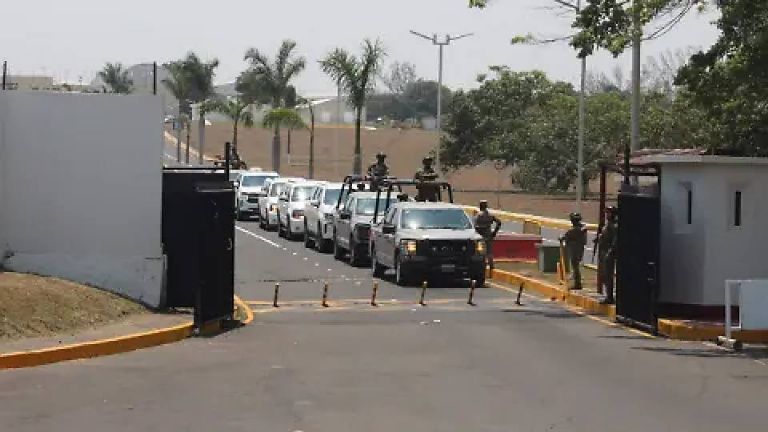 Cuerpos de víctimas del accidente del Buque Escuela Cuauhtémoc llegan a México