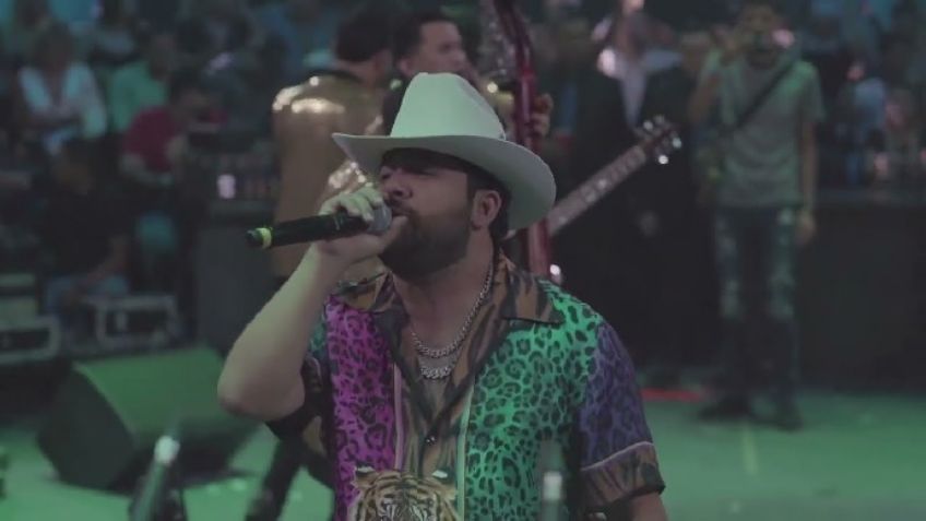 Vuelve a cantar narcocorridos Luis R. Conríquez pero ahora en Monterrey sin censura