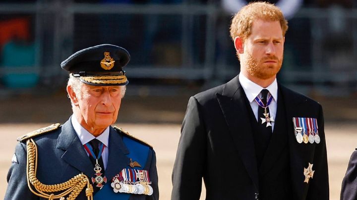 Príncipe Harry pierde juicio contra Ravec; acusa a Rey Carlos III de complot en su contra
